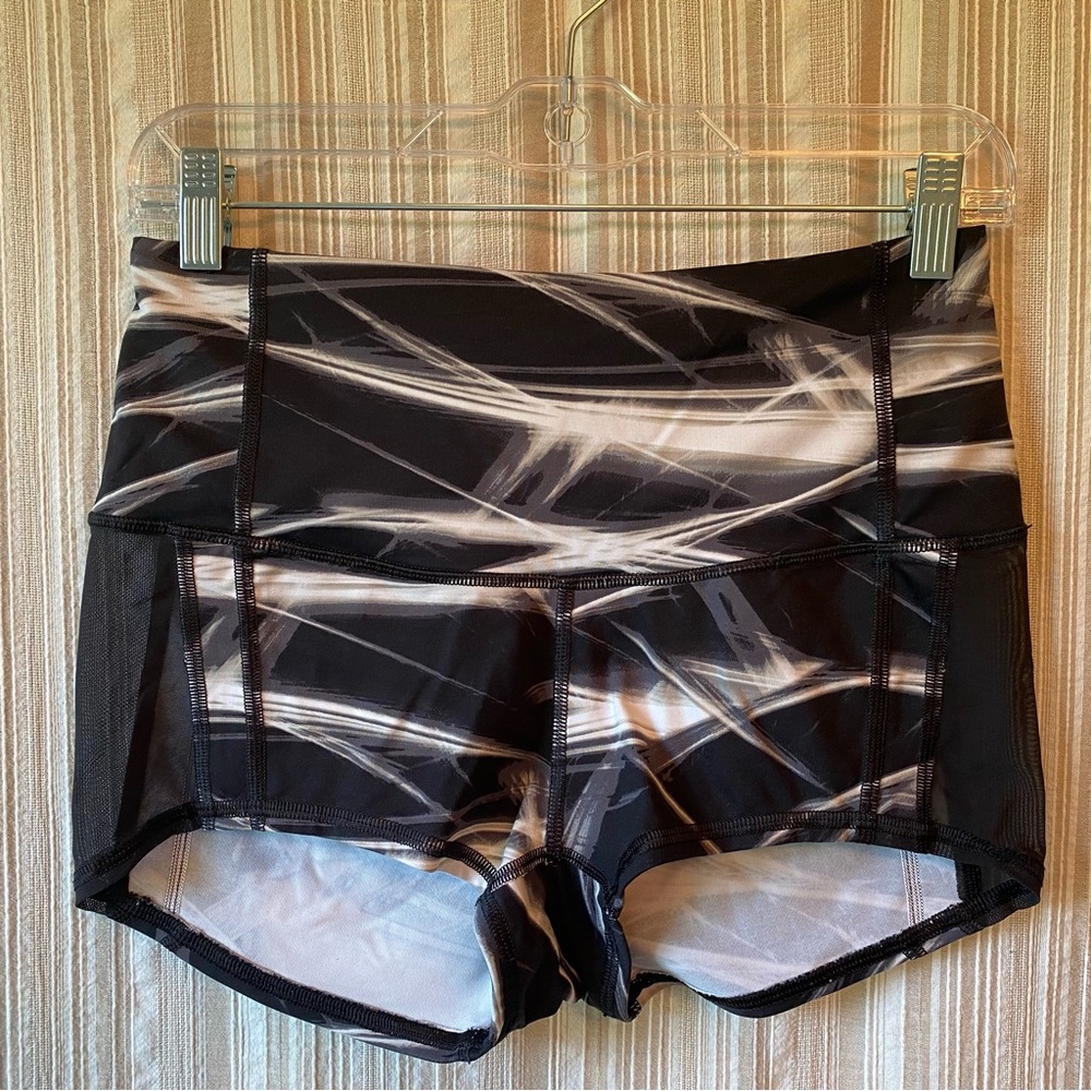 High-Waist Black & White Active Shorts
